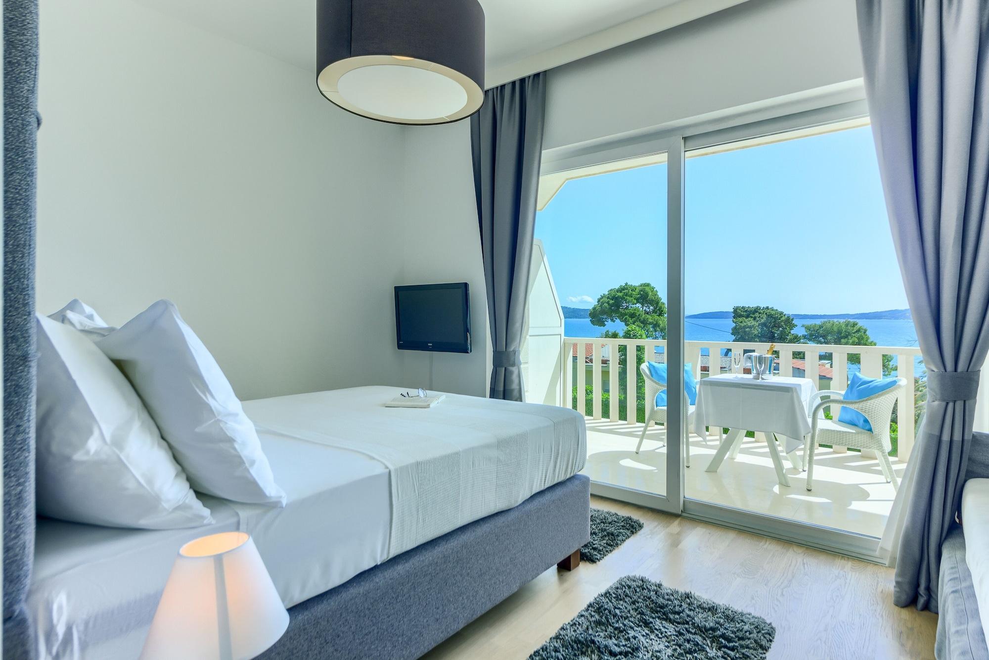 Hotel Villa Zarko Kaštel Stari Esterno foto